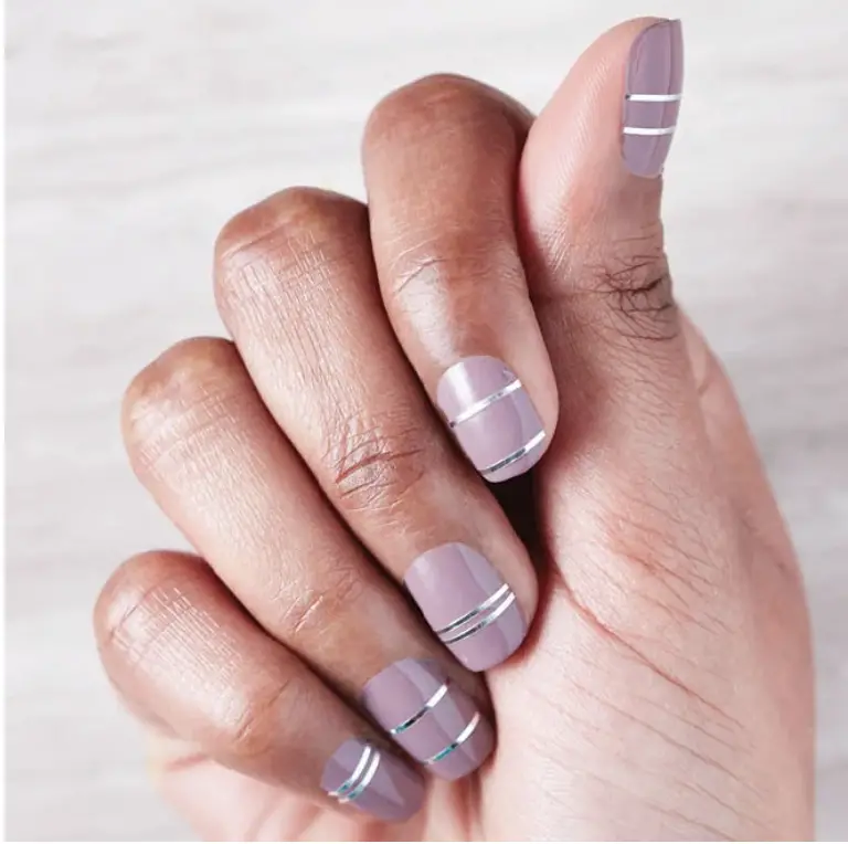 Metallic strip nails with nude base