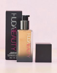 Huda beauty luminous matte foundation #Fauxfilter