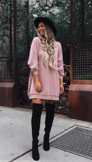 Looks good on a sweatshirt dress 