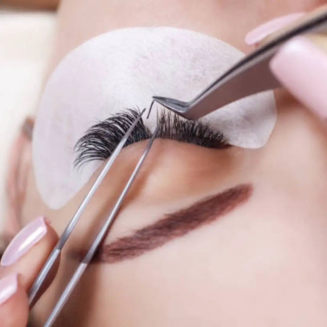 a-complete-guide-to-using-preserving-lash-extensions