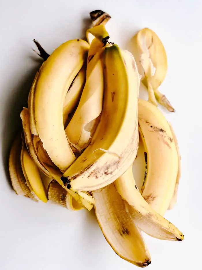 banana peel to get rid of hickeys