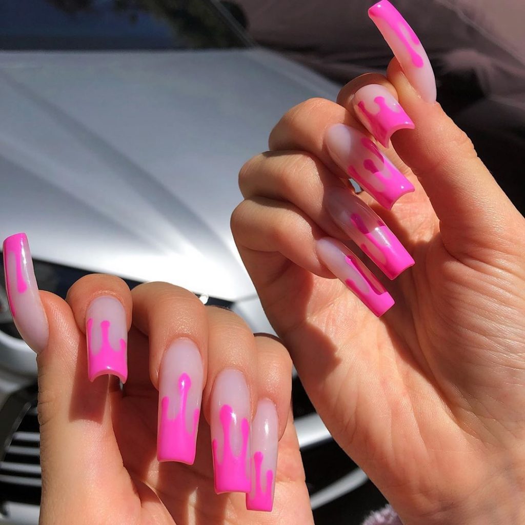 kylie jenner pink dripping design