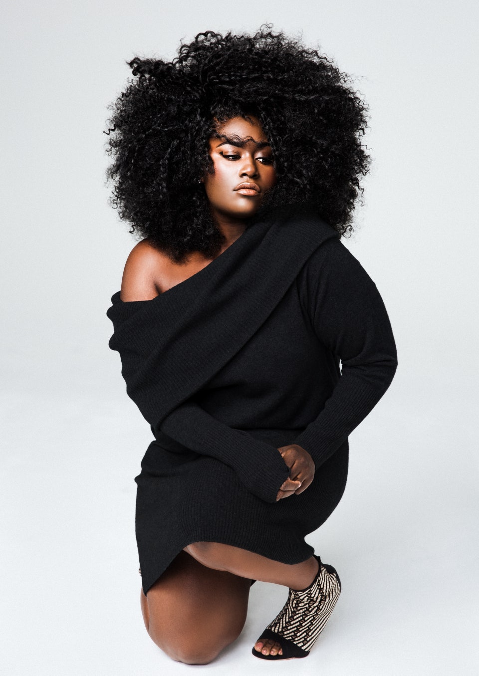 Danielle-Brooks- sweater-dress