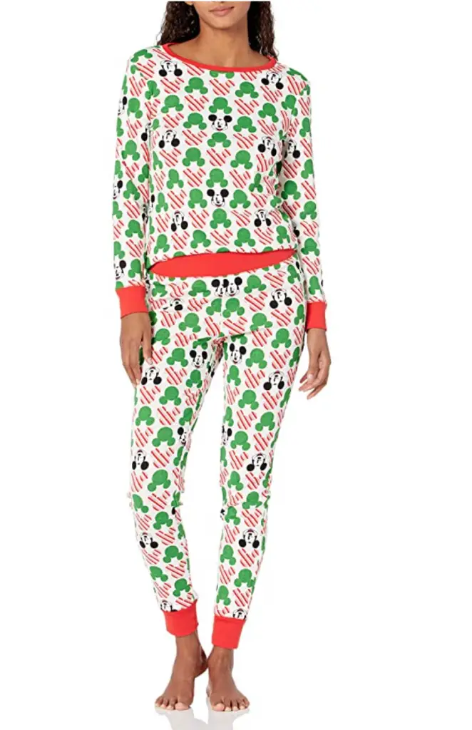 matching-mickey-patterned-holiday-christmas-pajamas-amazon