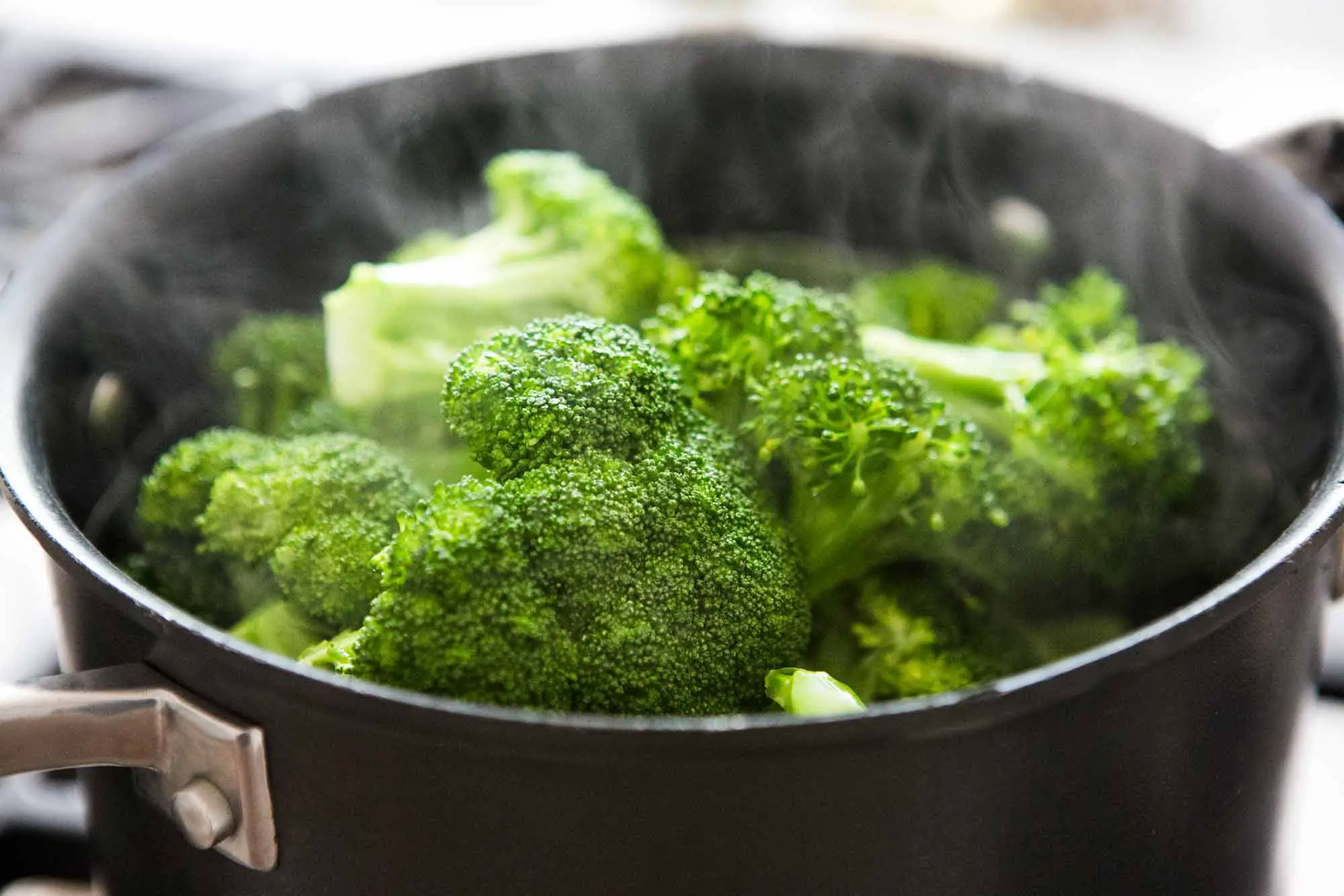 Boiling Broccoli 