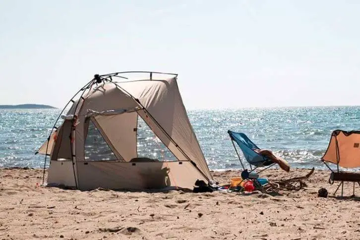 beach tent and shading
