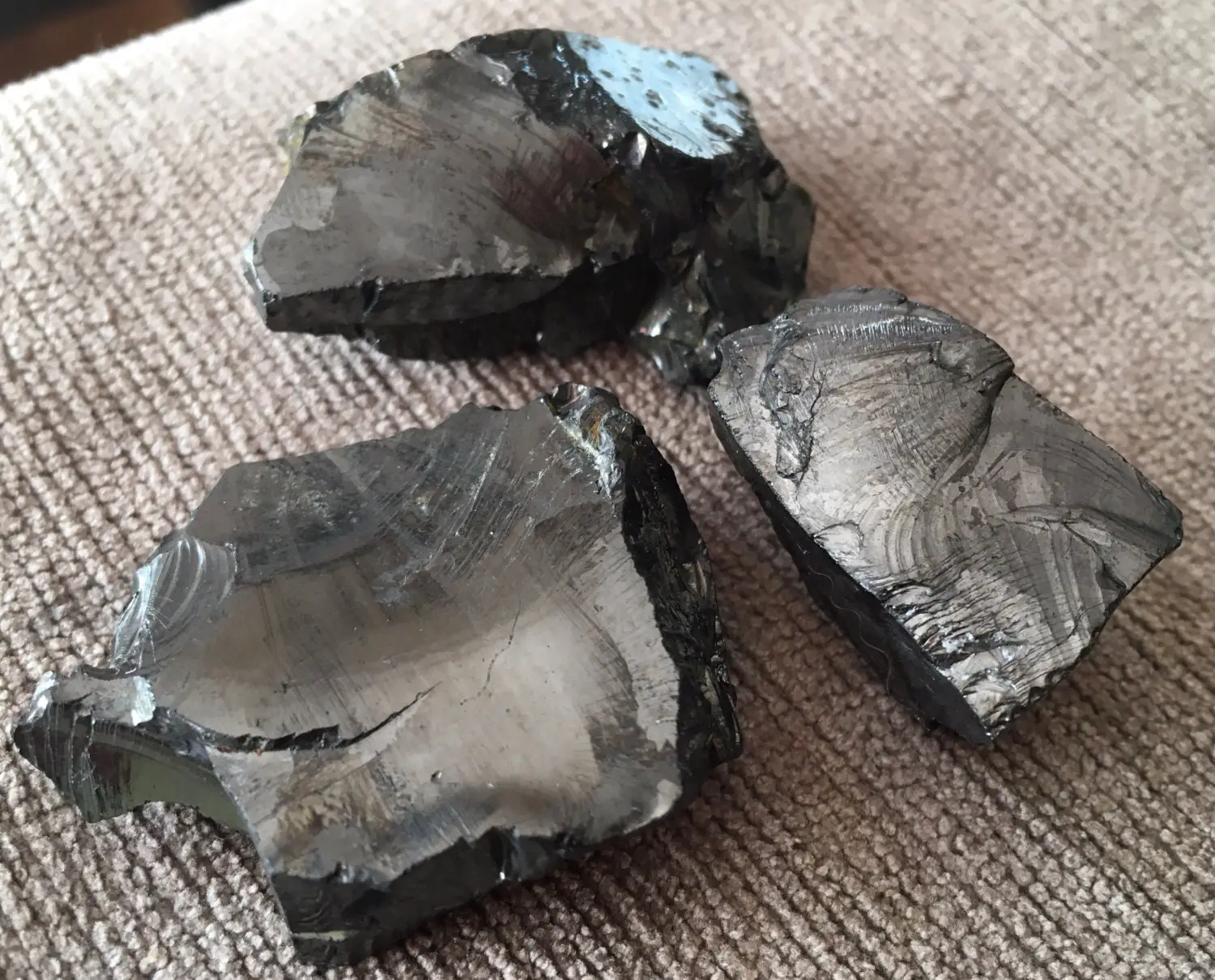 shungite crystals for protection