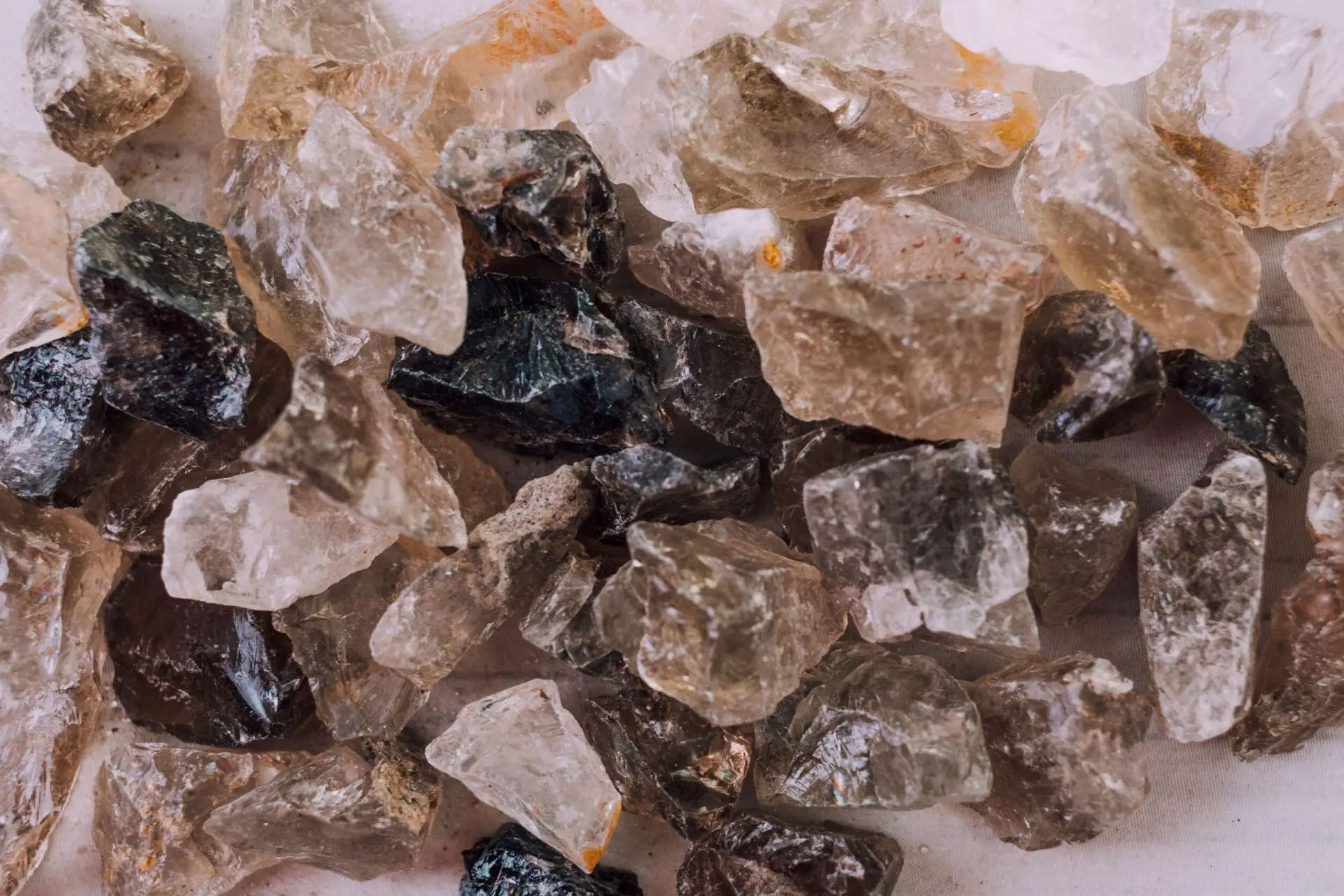 smoky quartz crystal for healing