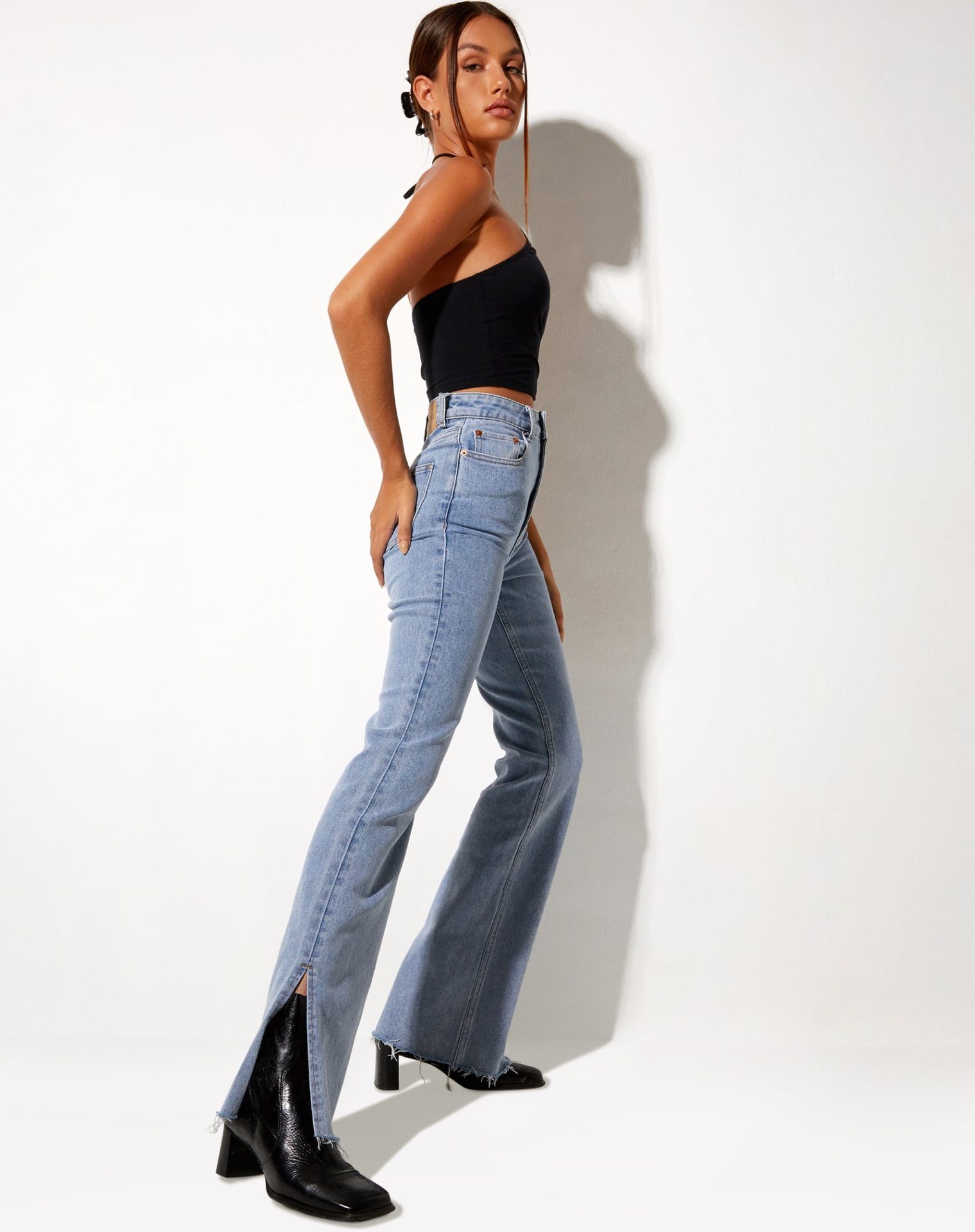 15 Gorgeous Split Hem Jeans and How to Style Them for the Best