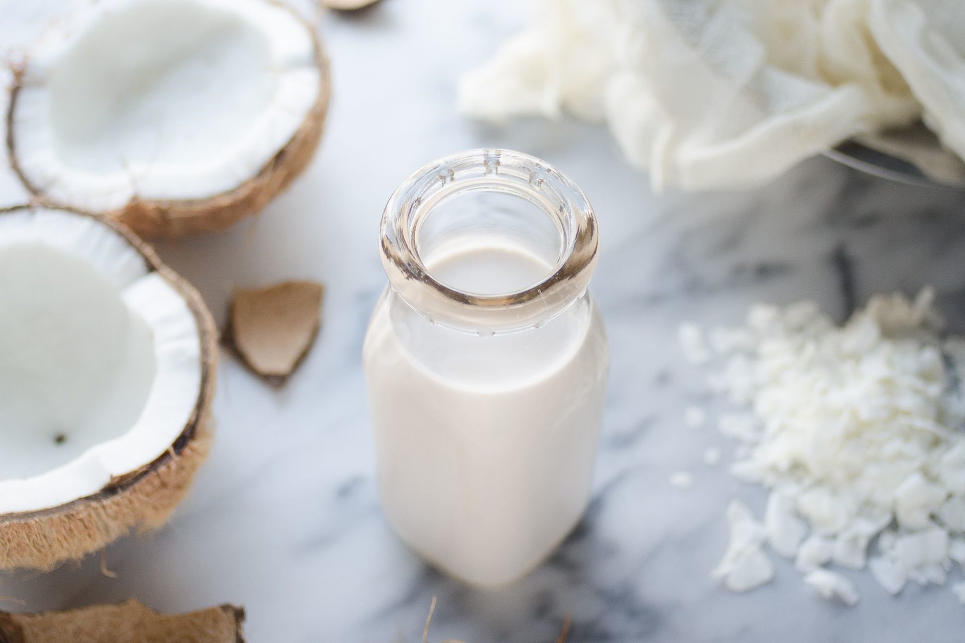 how-to-make-coconut-milk-01