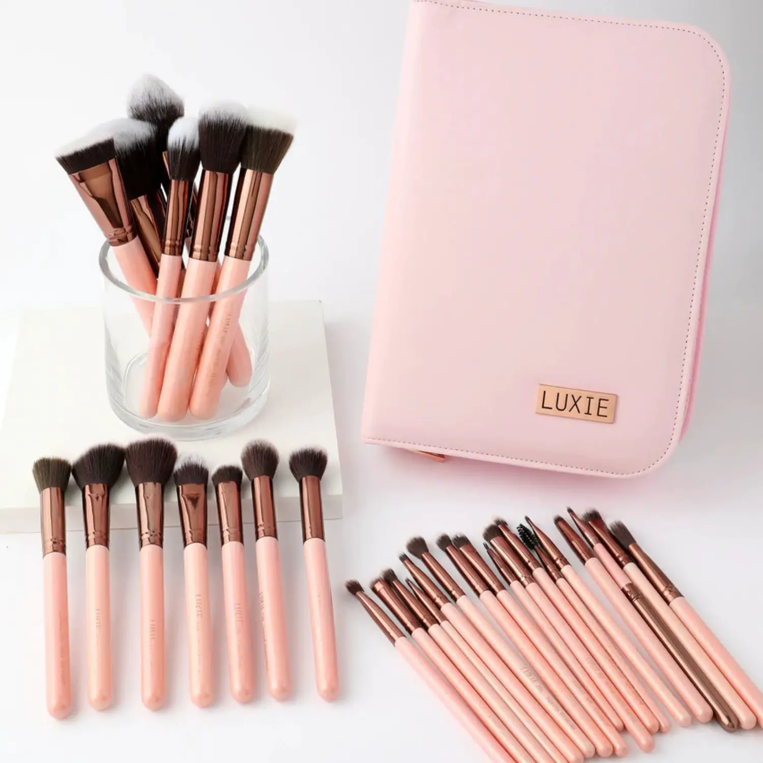 Luxie Beauty: Rose Gold 30-piece brush set
