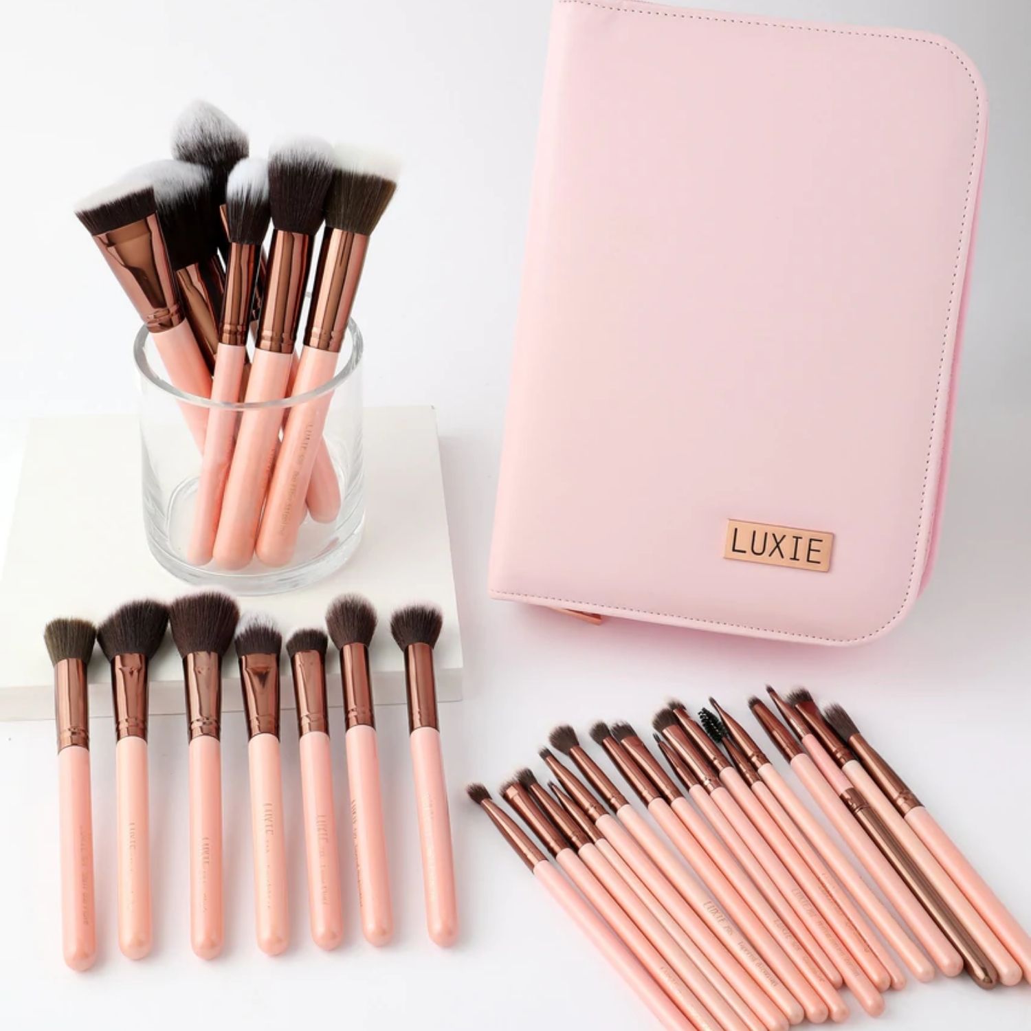 Luxie Beauty: Rose Gold 30-piece brush set