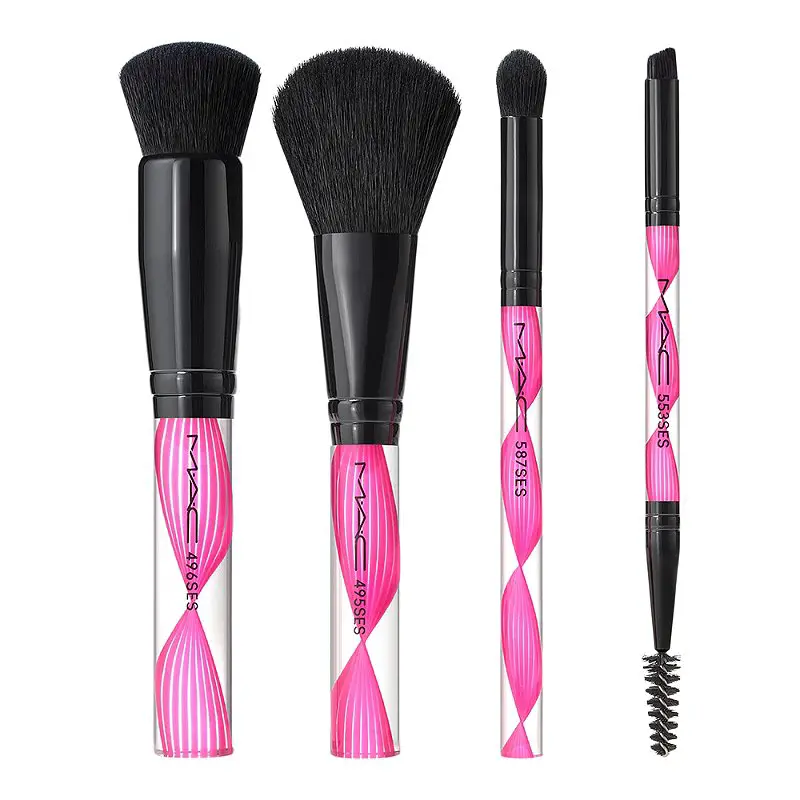 Mac Cosmetics: Wave your wand brush kit
