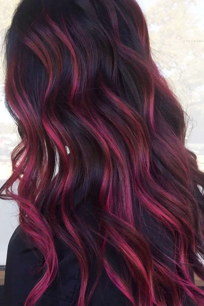 burgundy-hair-shades-long-wavy-highlights