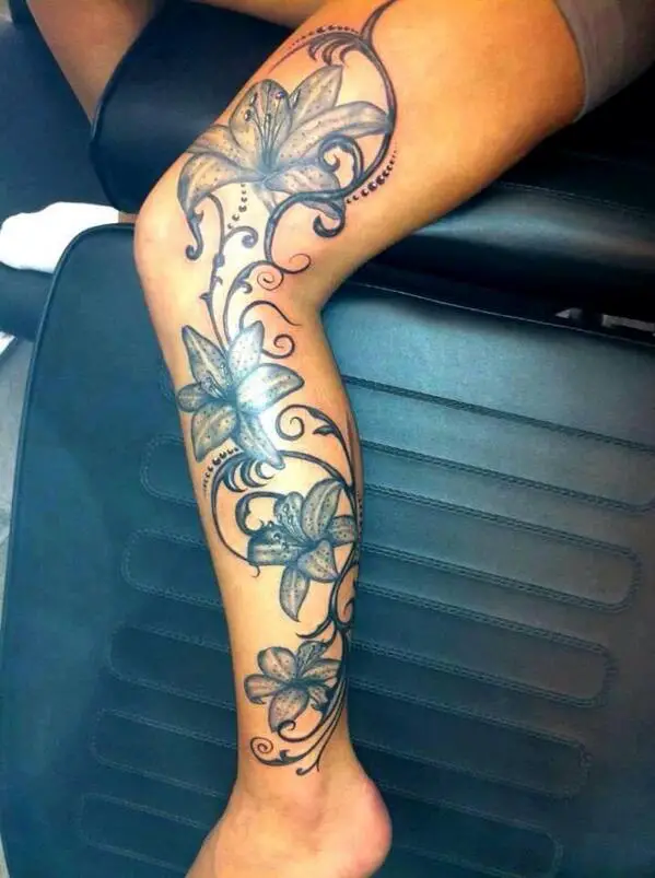 floral leg tattoo